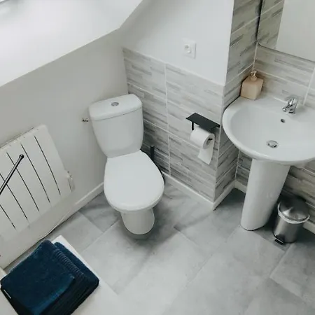 Chaleureuse Petite Maison De Bourg Σπίτι διακοπών