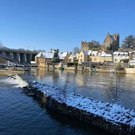 Chaleureuse Petite Maison De Bourg
