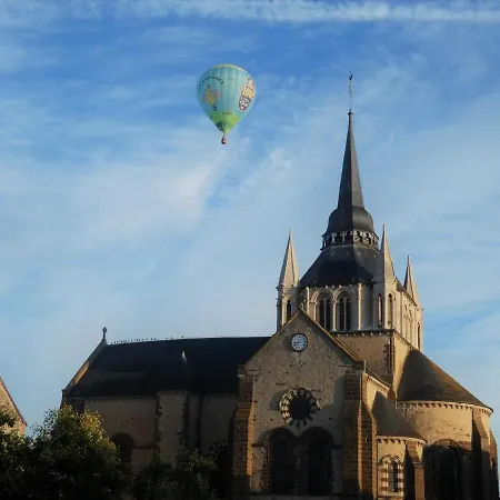 Chaleureuse Petite Maison De Bourg Casa de Férias *