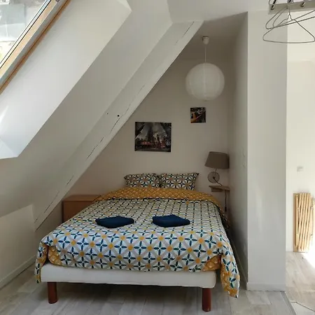 Chaleureuse Petite Maison De Bourg بيت للعطل *