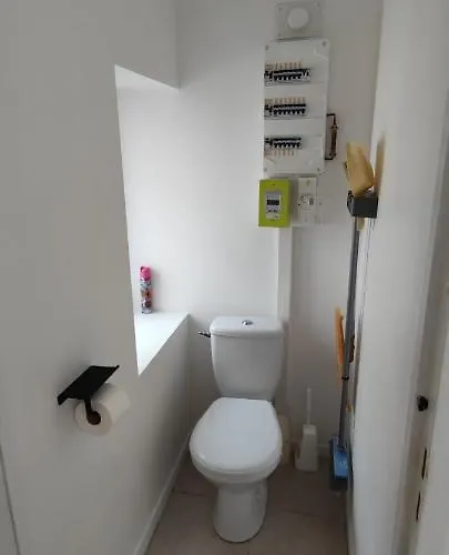 Chaleureuse Petite Maison De Bourg Casa de Férias *